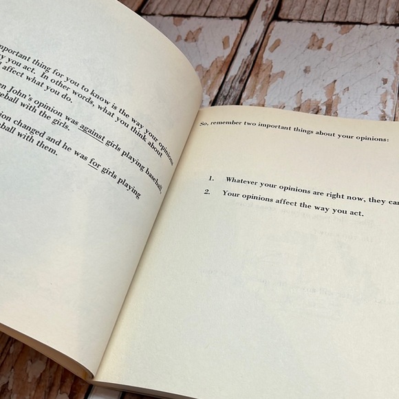 Checking ‘em out and sizing ‘em up: Joy Wilt - Picture 7 of 12